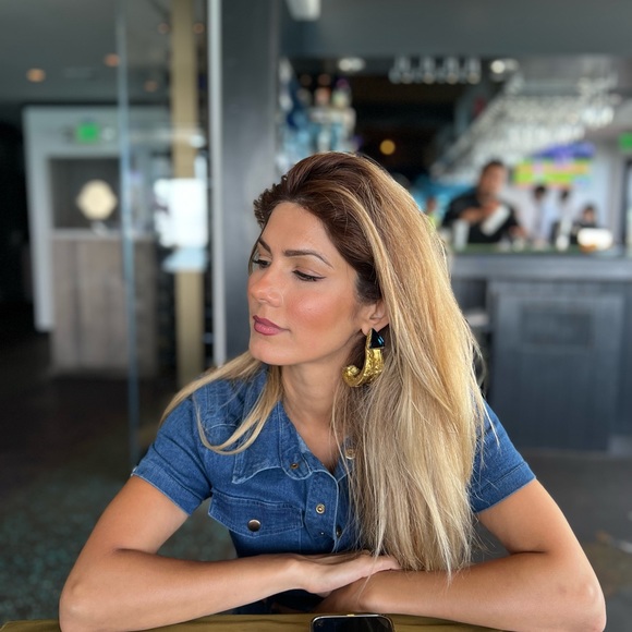 Handmade extra lightweight earrings - Picture 3 of 3